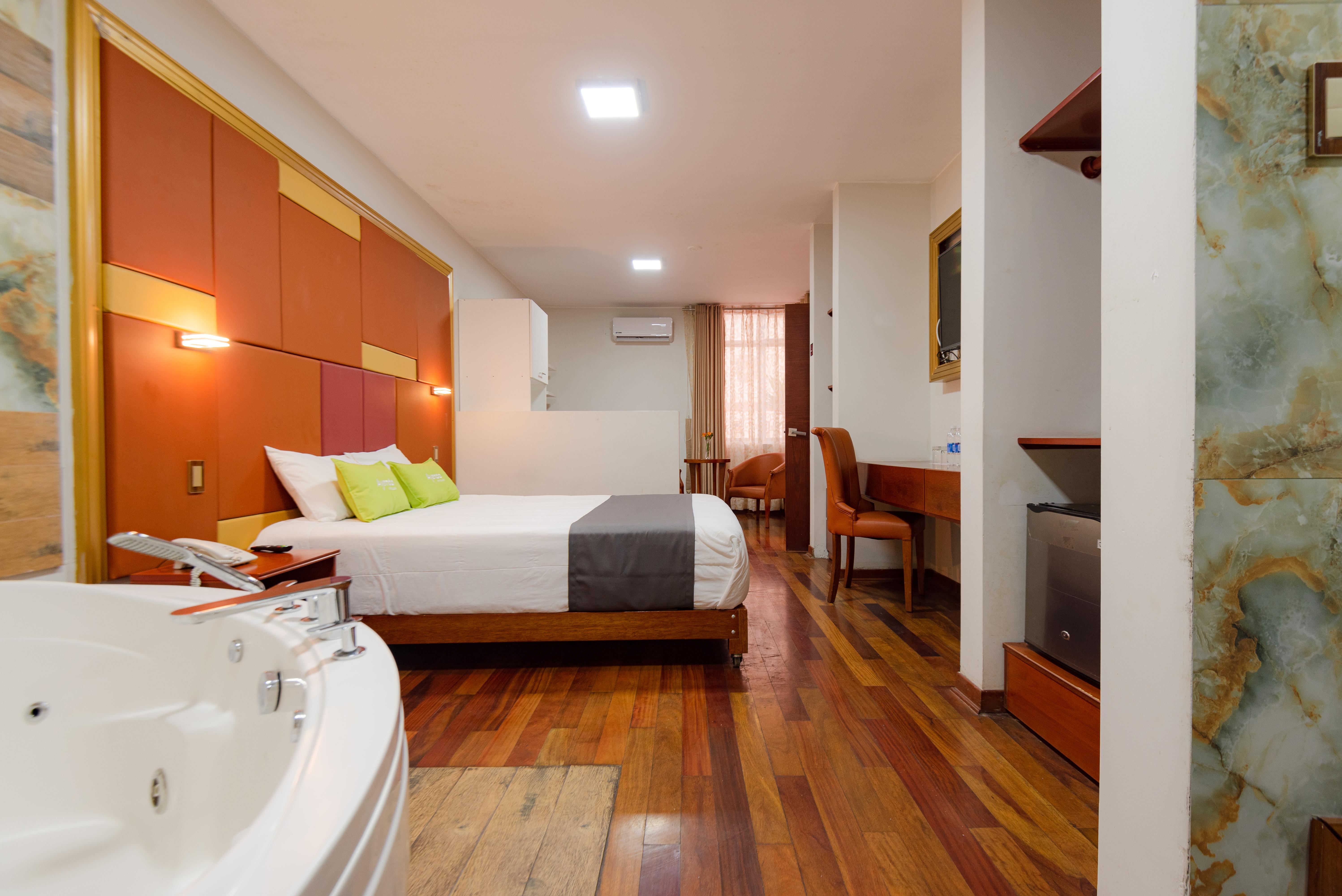 Montreal Miraflores Hotel Lima Exterior photo